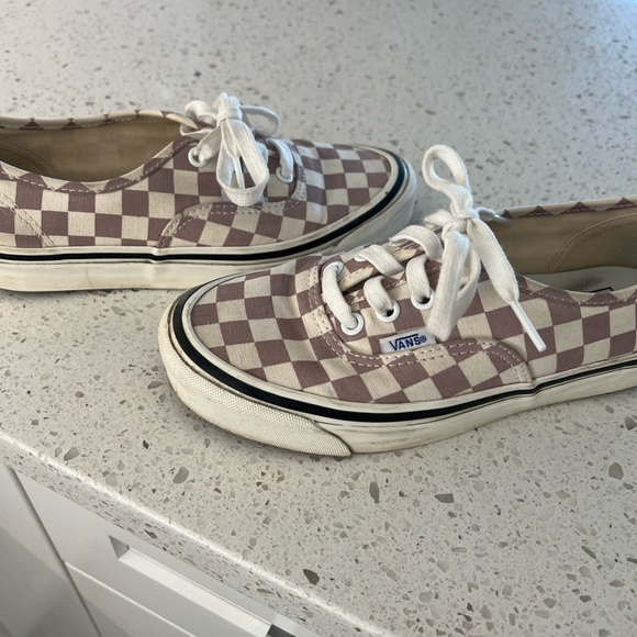 Vans size 6 - Picture 3 of 5